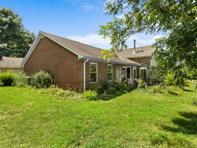 1556 Chestnut Grove Rd