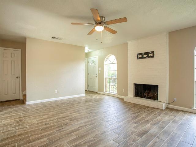 1556 Silverpines Road 556