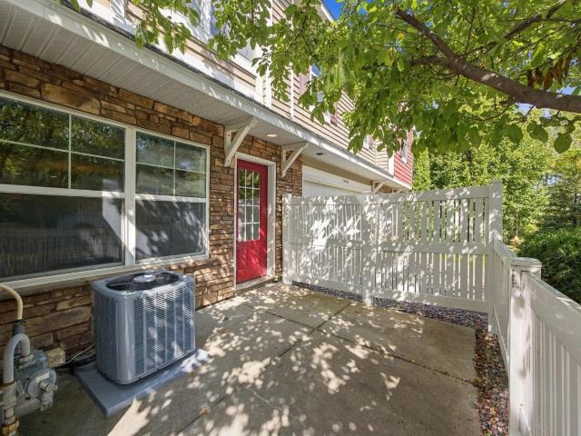 1556 th Avenue N