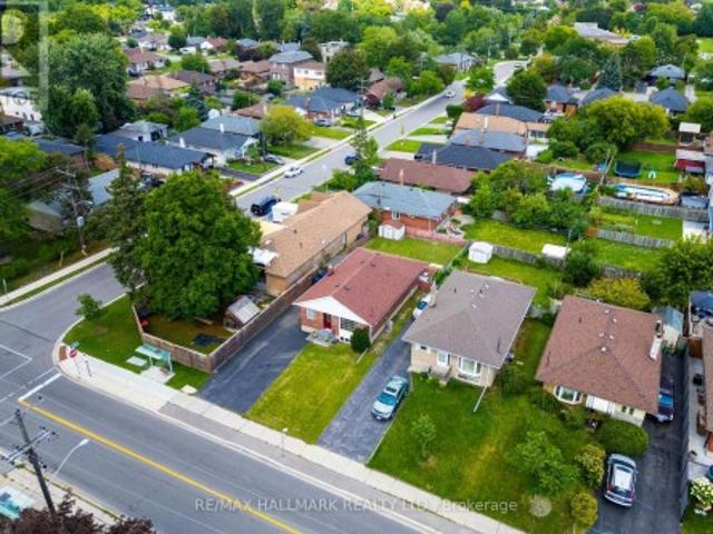 1557 Pharmacy Avenue, Toronto, ON, M1R 2K4 house for sale | Listing ID E13768 | Royal LePage