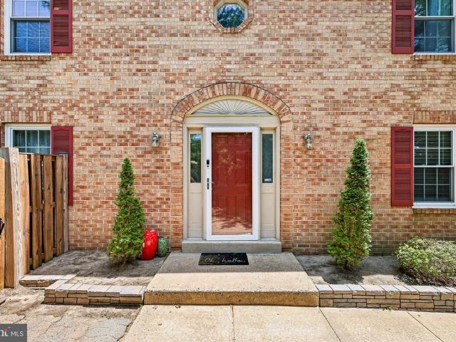 15582 Traverser Court