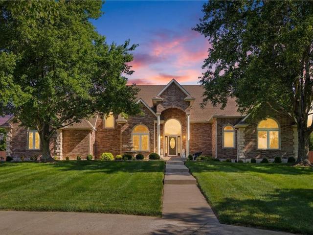 15586 Cedar Lane