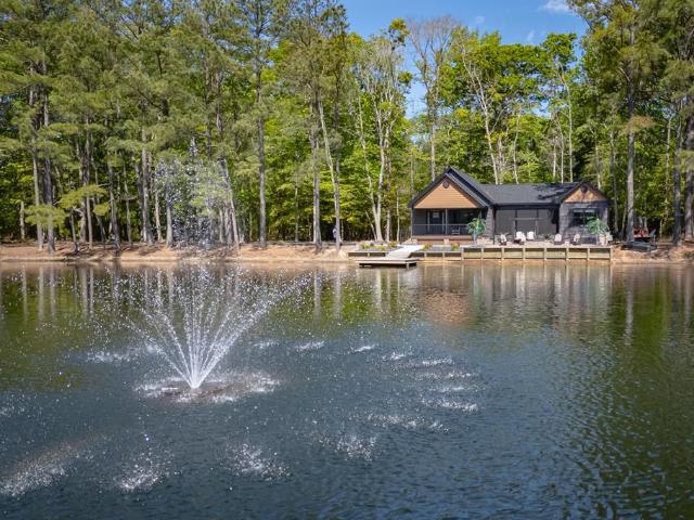 15589 County Line Rd