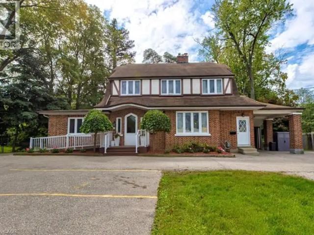 1558 KING Street E Unit# MAIN LEVEL