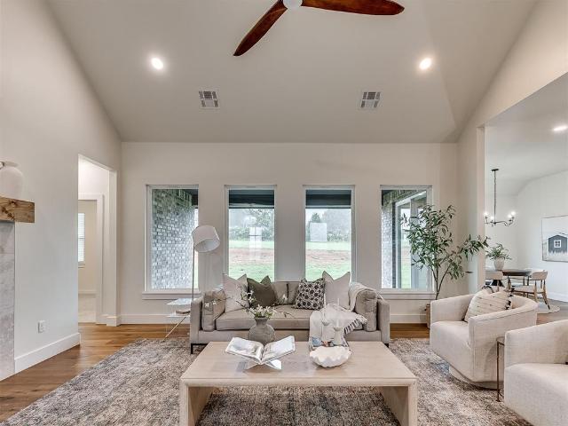 1559 Pedras Place