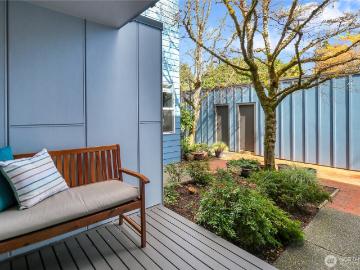 1550 NW 195th St, Unit 106, Shoreline, WA 98177 | MLS #2500