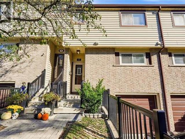1550 Garth Street Unit# 17, Hamilton, ON, L9B 1T3 townhouse for sale | Listing ID 40872 | Royal LePage