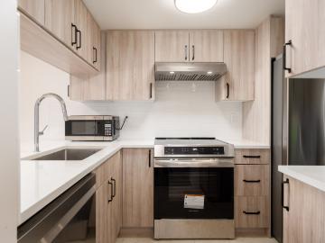 1550 SW Marine Drive 1st Floor, Vancouver | Birds Nest Properties