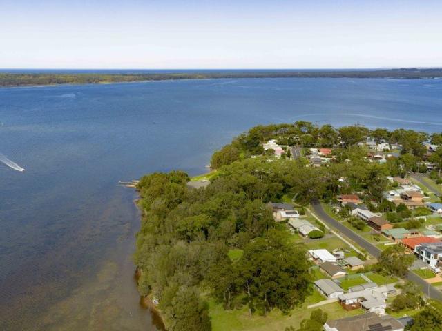 1550sqm WATERFRONT RESERVE