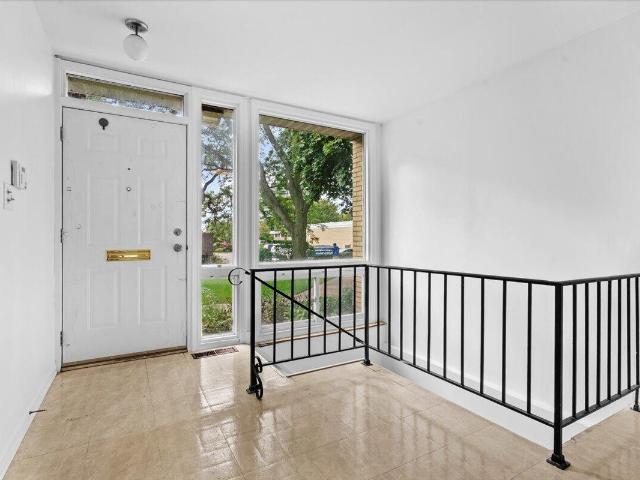 1551 Chateaufort Place