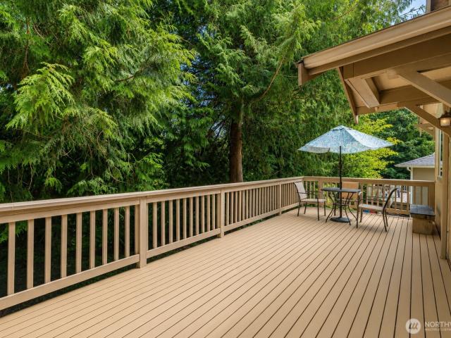 1551 E Gateway Heights Loop
