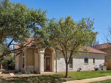 15529 Interlachen Dr