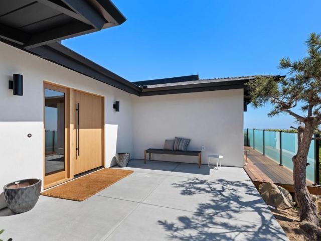 1553 Copa De Oro Drive