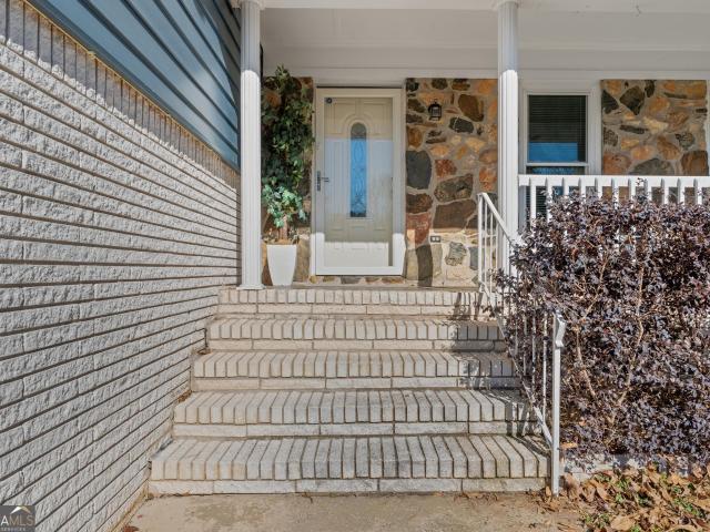 1553 Sultan Lane