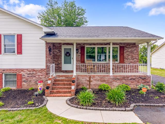 155 Cove Hills Drive