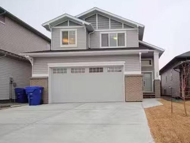 155 Cabot Landing West, Lethbridge, AB, T1J 5K3 house for le.
