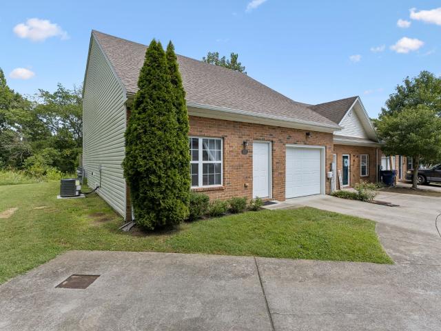 155 Canton Ct