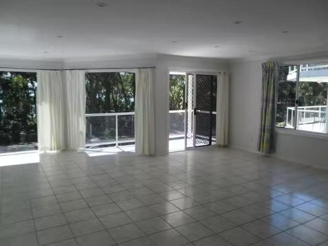 155 Government Road, NELSON BAY Townhouse for rent Listed by.