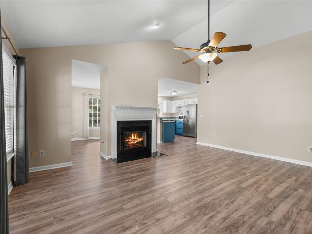 155 Grand Oak Circle