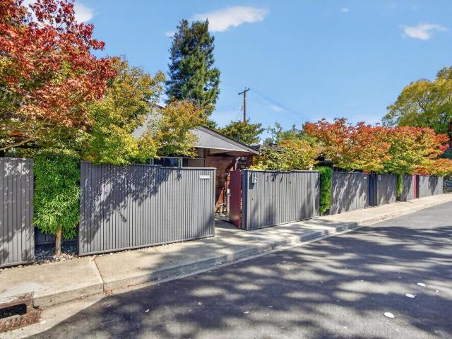 155 Greenmeadow Way