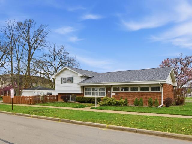 155 E Madison St, Elmhurst, IL 60126 | MLS #12618