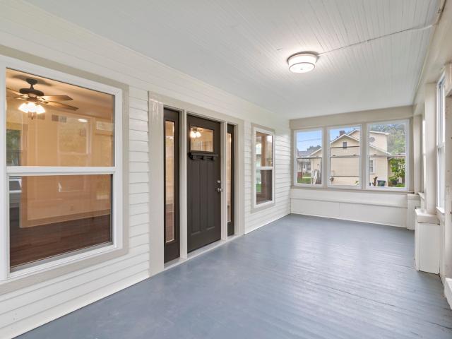 155 E Miller Avenue