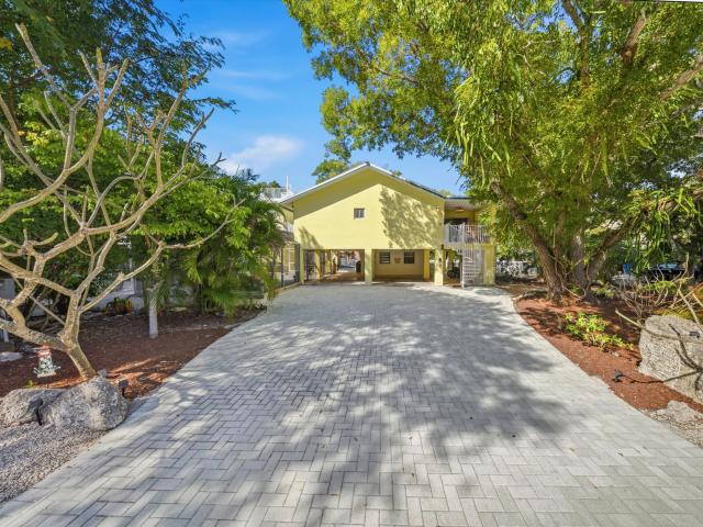 155 Fontaine Dr, Tavernier, FL 33070 | MLS #618867