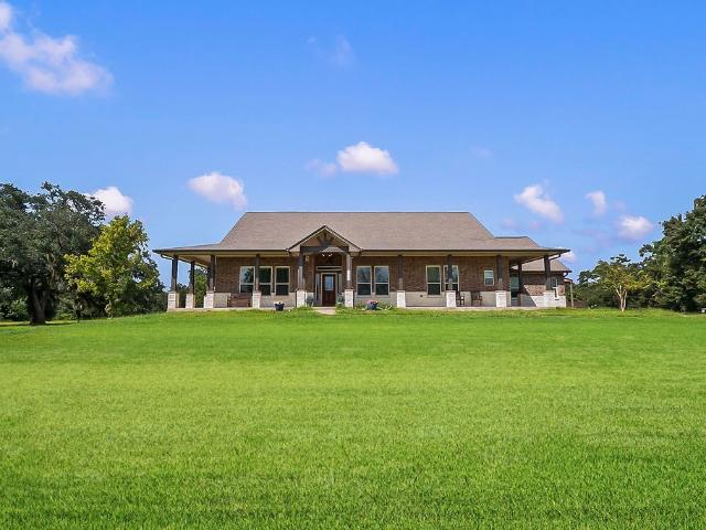 155 Horse Shoe Trail
