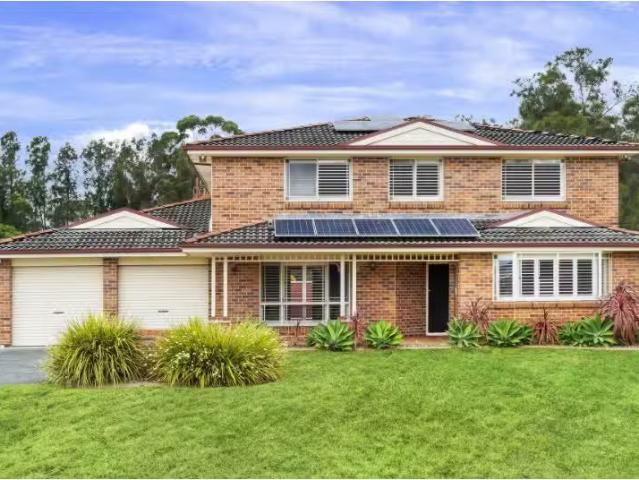 155 Industrial Road, Oak Flats House for rent Listed by Bryan.