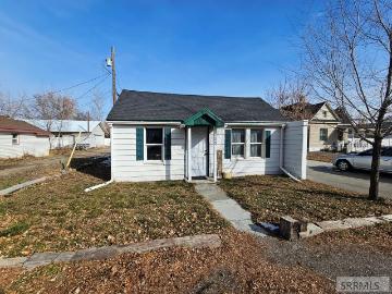 155 Jackson St, Blackfoot, ID 83221 | MLS #2181
