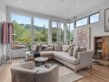155 Lone Pine Road Unit 8, Aspen, US, CO