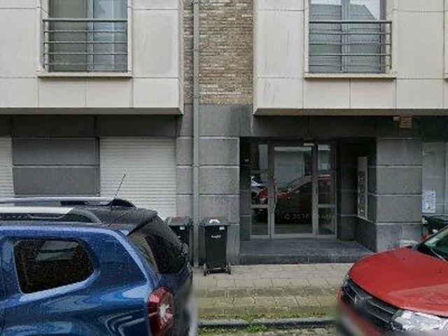 155 m2 apartment for rent in Beveren