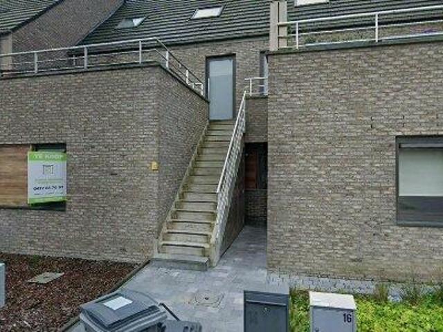 155 m2 apartment for rent in Sint Niklaas