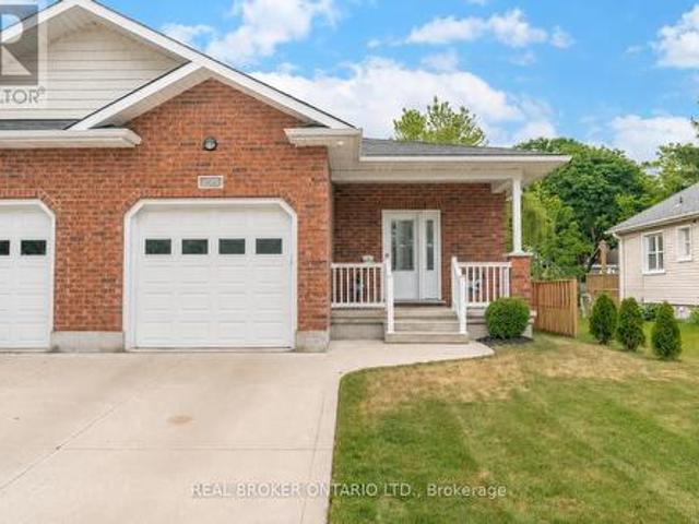 155 South Street, Goderich, ON, N7A 3L9 house for sale | Listing ID X13436 | Royal LePage