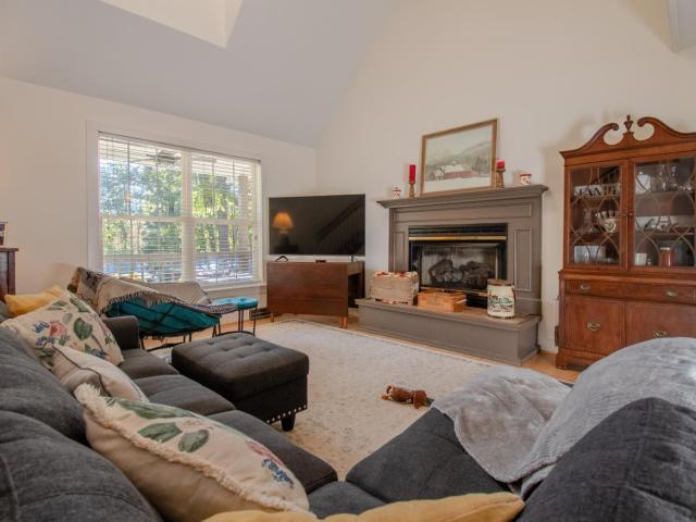 155 Silvers Lane