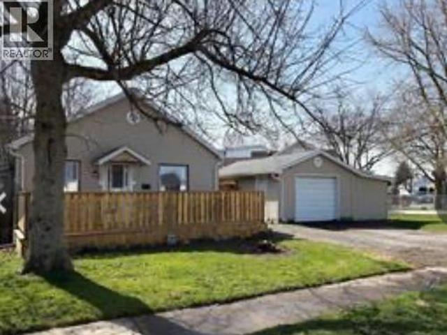 155 Running Creek Drive, Wallaceburg, ON, N8A 3K6 house for lease | Listing ID 26020 | Royal LePage