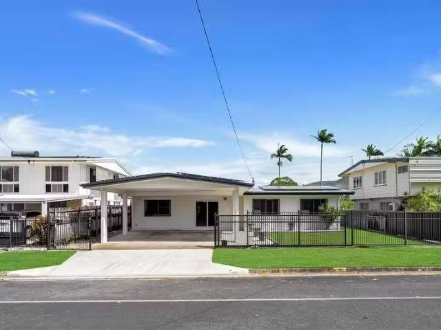 /155 Russell Street, Edge Hill, QLD 4870