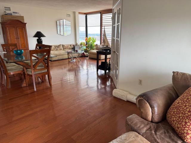 155 W Main Street # 1405