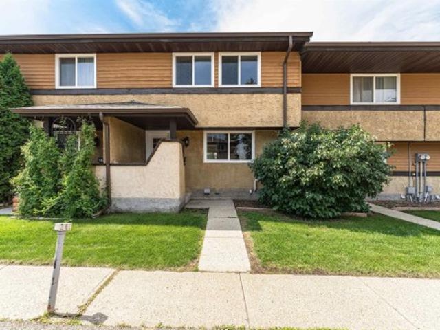 155 Woodborough Way Nw, Edmonton, AB, T5Y 1N2 townhouse for sale | Listing ID E4509 | Royal LePage