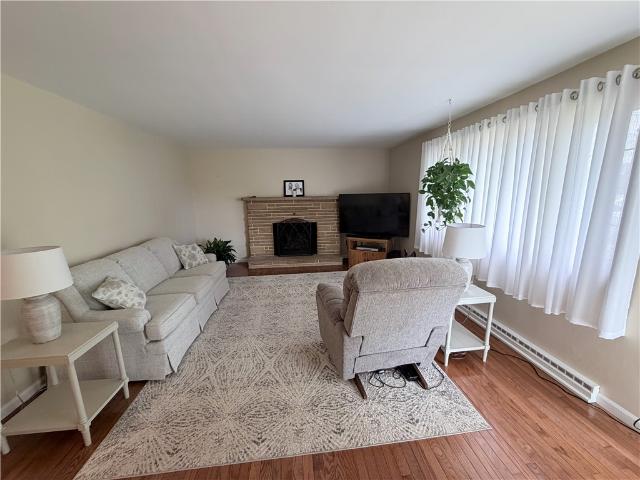 155 Westwood Mnr