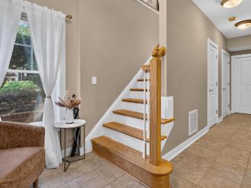 1565 Newcastle Ct