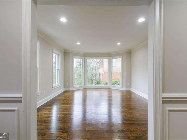 1565 Summerset Drive