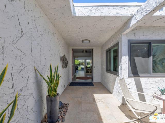 1566 Cabildo Circle