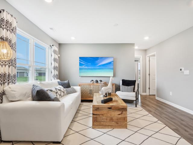 1560 Aster Drive