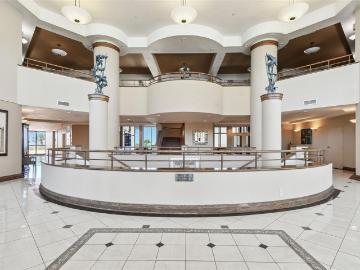 1560 Gulf Blvd, Unit 306, Clearwater Beach, FL 33767 | MLS #TB8473