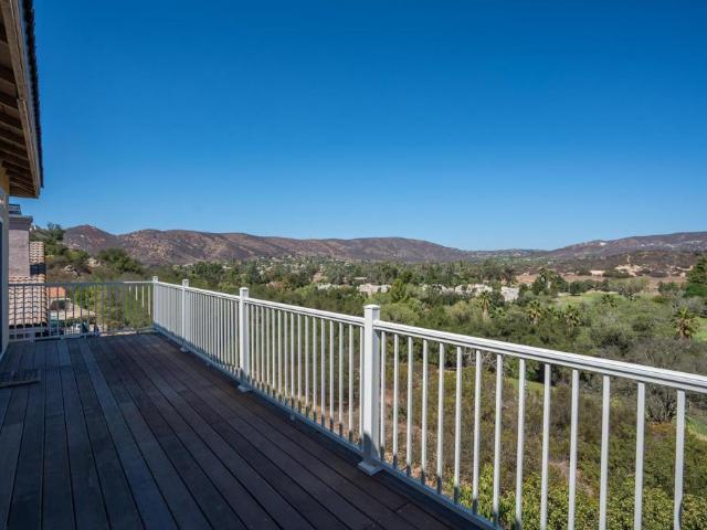 15615 Vista Vicente 26