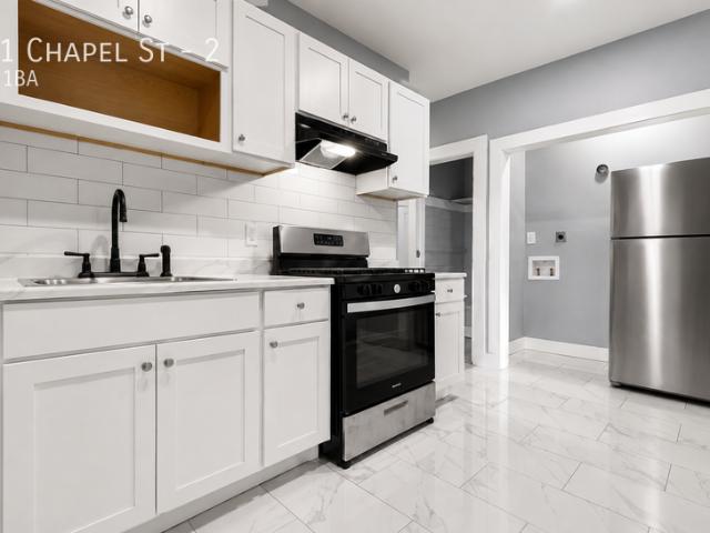 1561 Chapel St 2