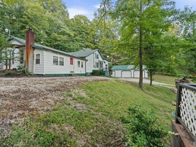 1563 N County 1075 W Road