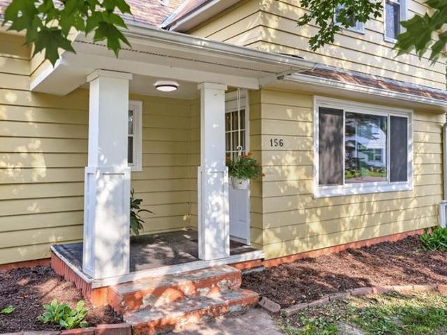 156 6th St NW, Forest Lake, MN 55025