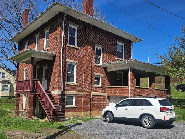 156 Claude Lane